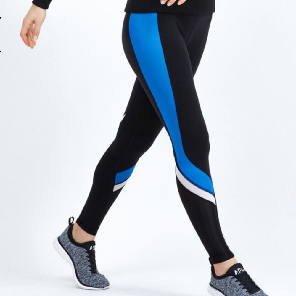 Alo Elevate Leggings